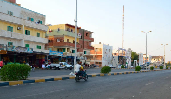 Safaga Egipto Nov 2019 Una Las Avenidas Ciudad Nasir Street —  Fotos de Stock