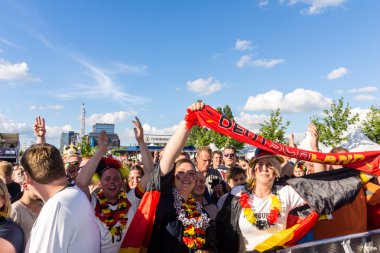 Kiel, Almanya - 21 Haziran 2016: 2016 Kieler Haftası sırasında Kuzey İrlanda Futbol Maçı Kamu Gösterimi - Almanya 