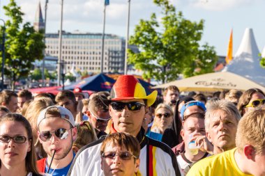 Kiel, Almanya - 21 Haziran 2016: 2016 Kieler Haftası sırasında Kuzey İrlanda Futbol Maçı Kamu Gösterimi - Almanya 