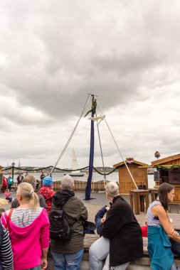 Kiel, Almanya - 19 Haziran 2016: Kieler Woche 2016 'nın ikinci gününün izleri