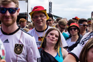 Kiel, Almanya - 26 Haziran 2016: Almanya Futbol Maçı Kamu Gösterimi - Kieler Haftası sırasında Slovakya