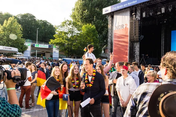德国基尔 2016年6月26日 2016年基勒周期间德国 斯洛伐克足球赛的公众观影 — 图库照片