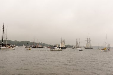 Kiel, Almanya - 25 Haziran 2016: Kiel Haftası 'nda Uzun Gemi Yürüyüşü İzlenimleri 