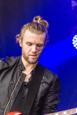 Kiel, Almanya - 24 Haziran 2016: Kieler Haftası 'nda Bando Frida Gold çalıyor