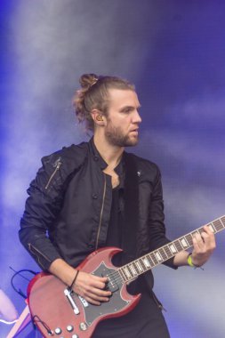 Kiel, Almanya - 24 Haziran 2016: Kieler Haftası 'nda Bando Frida Gold çalıyor