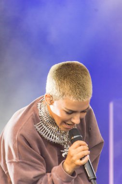 Kiel, Almanya - 24 Haziran 2016: Kieler Haftası 'nda Bando Frida Gold çalıyor