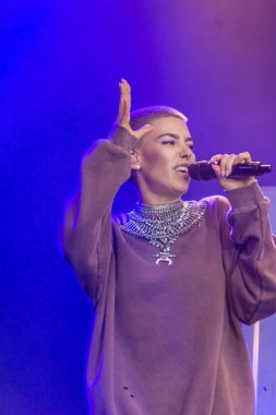 Kiel, Almanya - 24 Haziran 2016: Kieler Haftası 'nda Bando Frida Gold çalıyor