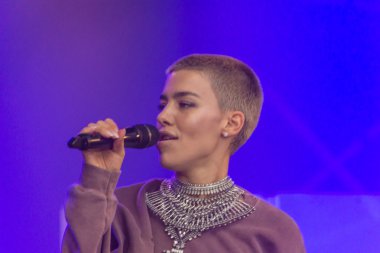 Kiel, Almanya - 24 Haziran 2016: Kieler Haftası 'nda Bando Frida Gold çalıyor