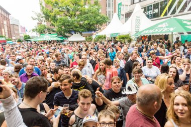 Kiel, Almanya - 24 Haziran 2016: The Band United Four, Kieler Haftası 2016