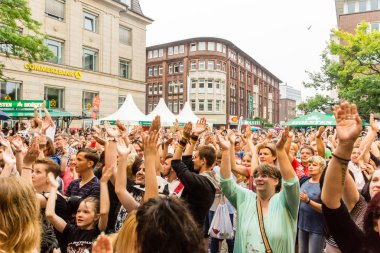 Kiel, Almanya - 24 Haziran 2016: The Band United Four, Kieler Haftası 2016