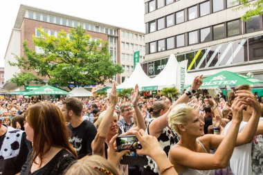 Kiel, Almanya - 24 Haziran 2016: The Band United Four, Kieler Haftası 2016