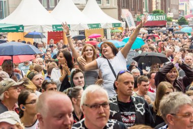 Kiel, Almanya - 24 Haziran 2016: The Band United Four, Kieler Haftası 2016