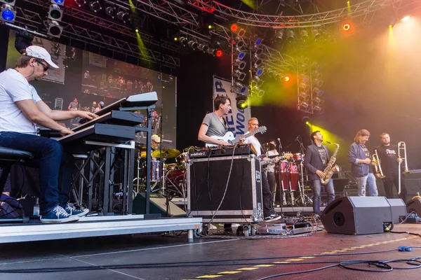 Kiel Alemania Junio 2016 Band Heavy Tones Actúa Escenario Rathaus — Foto de Stock