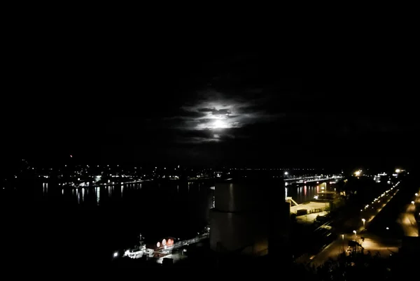 Pełnia Księżyca Nad Kanał Kiloński Blokuje Kiel Holtenau — Zdjęcie stockowe