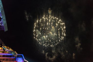 Fireworks djane tanja la croix müzik