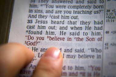 İncil metin yapmak Tanrı'nın oğlu inanıyorum?