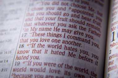 İncil metin - aşk bir başka