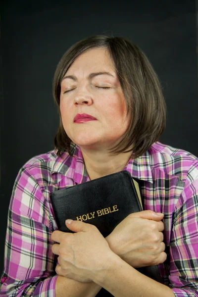Femeia adultă se roagă — Fotografie, imagine de stoc