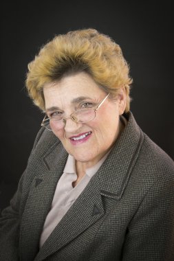 Yaşlı bir kadının portresi