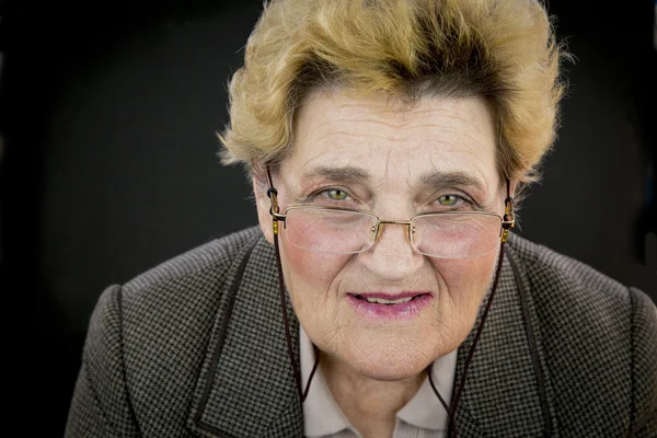 Yaşlı bir kadının portresi