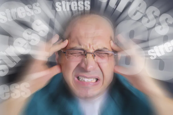 Erwachsener Mann unter starkem Stress — Stockfoto