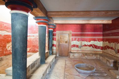 Taht odasında ve Griffin, Girit, Yunanistan adada Knossos Sarayı'nda.