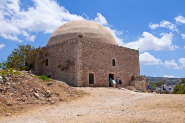 Sultan Ibrahim Camii Fortezza kalenin üst kısmında. Crete, Yunanistan.