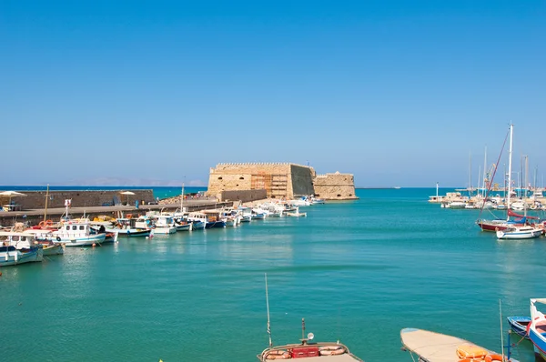 The Koules at the entrance to the Old Port of Heraklion, Crete, Greece. — Stock Fotó