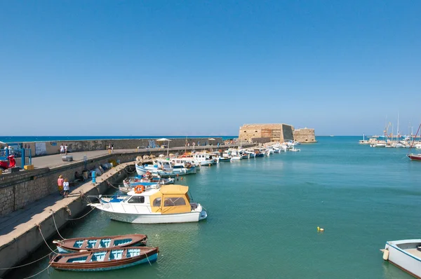 Weneckiej fortecy Rocca al Mare w port w Heraklionie. — Zdjęcie stockowe