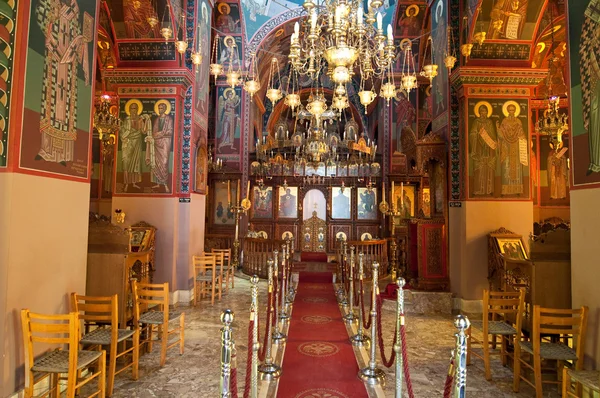 CRETE,HERAKLION-JULY 25: Interior of the Monastery of Panagia Kalyviani on July 25 in Heraklion on the Crete island, Greece. The Monastery of Panagia Kalyviani is located 60km south of Heraklion. — 스톡 사진