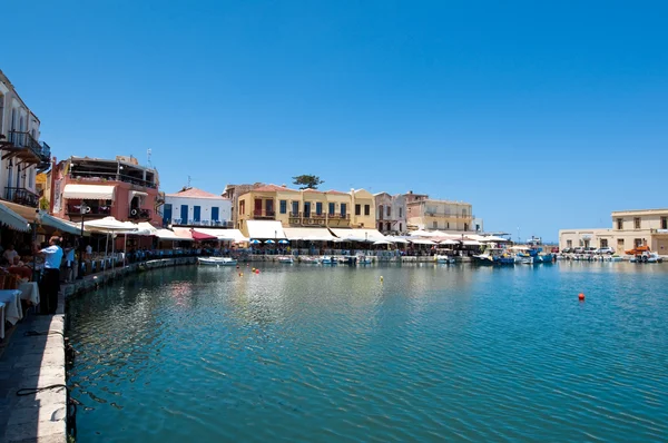 The venetian harbour with restaurants in Rethymno city, Crete island, Greece. — Stock Photo, Image