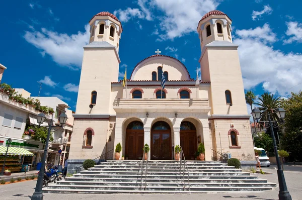 Rethymno, Girit-Temmuz 23: Ortodoks Kilisesi tessaron martyron üzerinde Temmuz 23,2014 içinde Resmo şehri Girit Adası, Yunanistan. — Stok fotoğraf