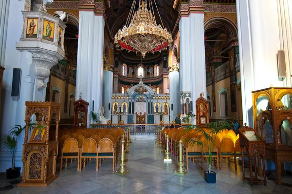 Inside of the Agios Minas Cathedral in Heraklion on the Crete island in Greece. — Stock Photo, Image