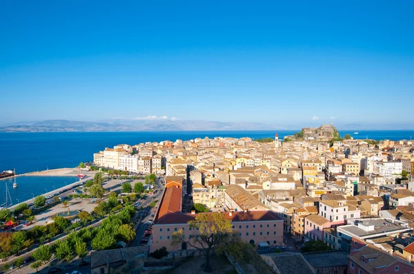 CORFU-AUGUST 22: Panoramic view of Corfu city as seen from the New Fortress on August 22, 2014 on Corfu island, Greece. — 图库照片