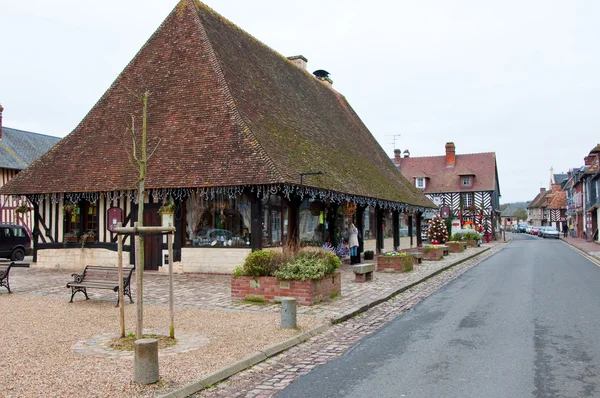 NORMANDY,FRANCE-JANUARY 8: Detail of Beuvron-en-Auge village on January 8,2013. Normandy, France. — Stock Photo, Image