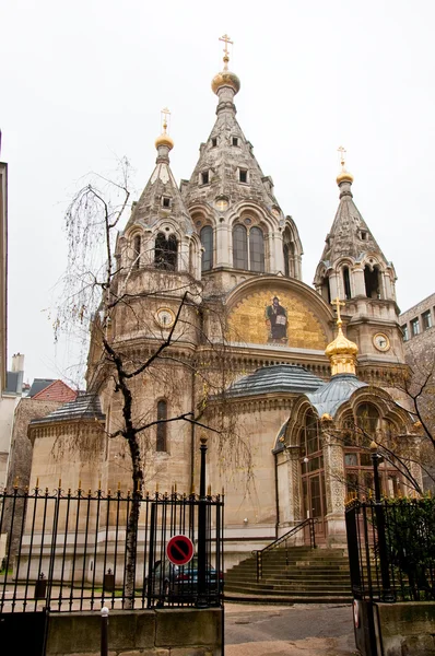 Alexander Nevsky katedralen i Paris . - Stock-foto