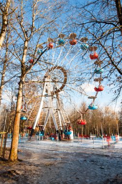 Dönme sırasında belgili tanımlık kış.