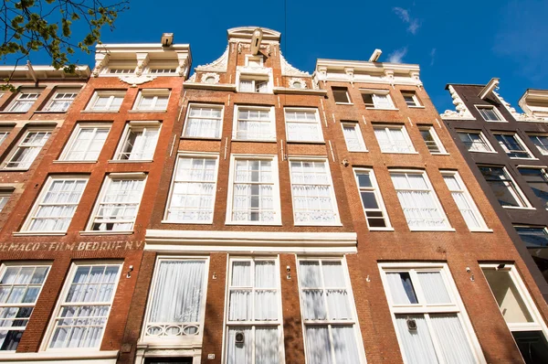 Fasáda budovy Amsterdam, Nizozemsko. — Stock fotografie