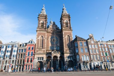 Amsterdam şehir merkezi bölge, Saint Nicholas Basilica.