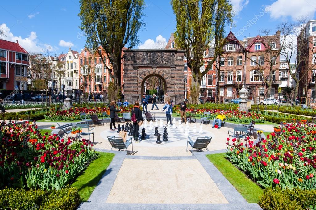 Amsterdam 30 Avril Le Jardin Au Rijksmuseum Musée Détat - 