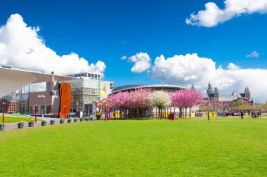 Amsterdam-Nisan 30: Museumplein (Müze Meydanı) Nisan 30,2015.