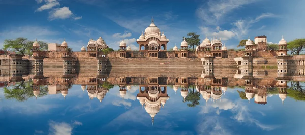 Кусум Саровар в Mathura Уттар Прадеш, Індія. — стокове фото