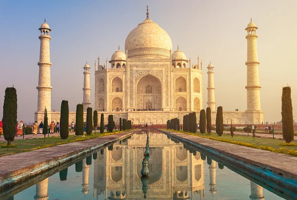 Taj Mahal Índia, Agra. 7 maravilhas mundiais. Belo trave Tajmahal — Fotografia de Stock