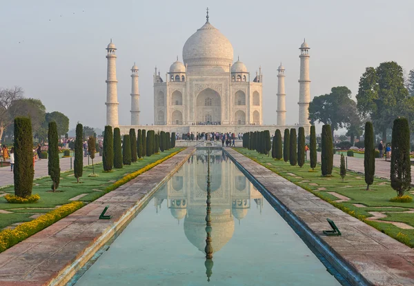 Taj Mahal'ı Hindistan, Agra. 7 Dünya merak ediyor. Güzel Tajmahal trave — Stok fotoğraf