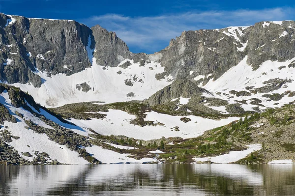 Beautiful summer landscape, Altai mountains Russia. — Stock Photo, Image