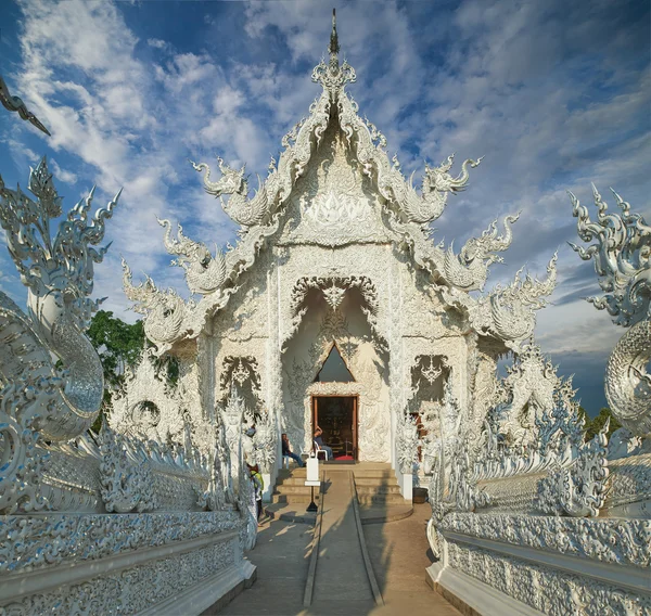 Wat Rong Khun, Chiangrai, Thaïlande — Photo