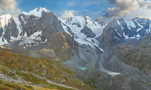 Montagnes de l'Altaï — Photo