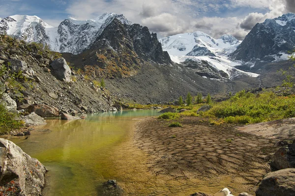 Montagnes de l'Altaï — Photo