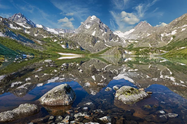 Алтайский хребет — стоковое фото