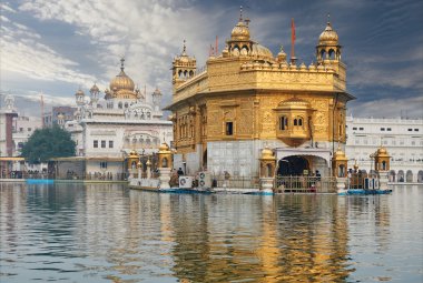 Amritsar, Pencap, Hindistan bulunan altın Tapınak.